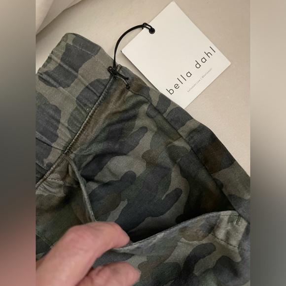 NWT Bella Dahl Crop Camo Joggers Pants With Pockets Size L - Picture 10 of 12